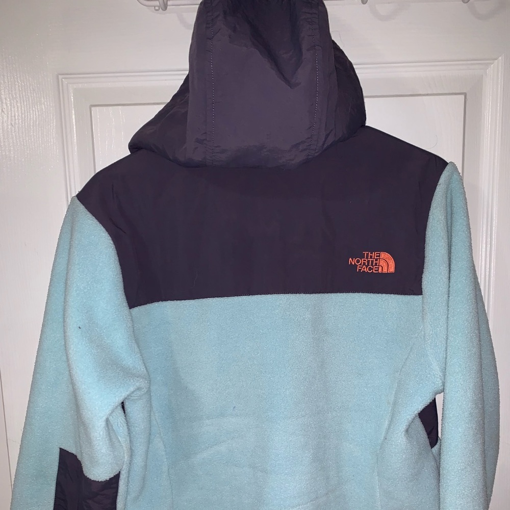 North Face Women’s Denali 2 jacket